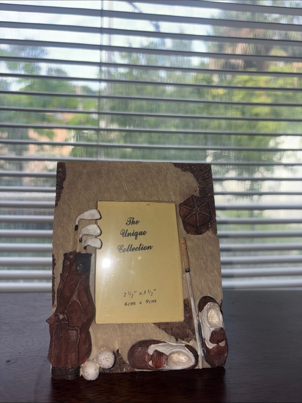 Golf-Themed Decorative 3-D Photo Frame